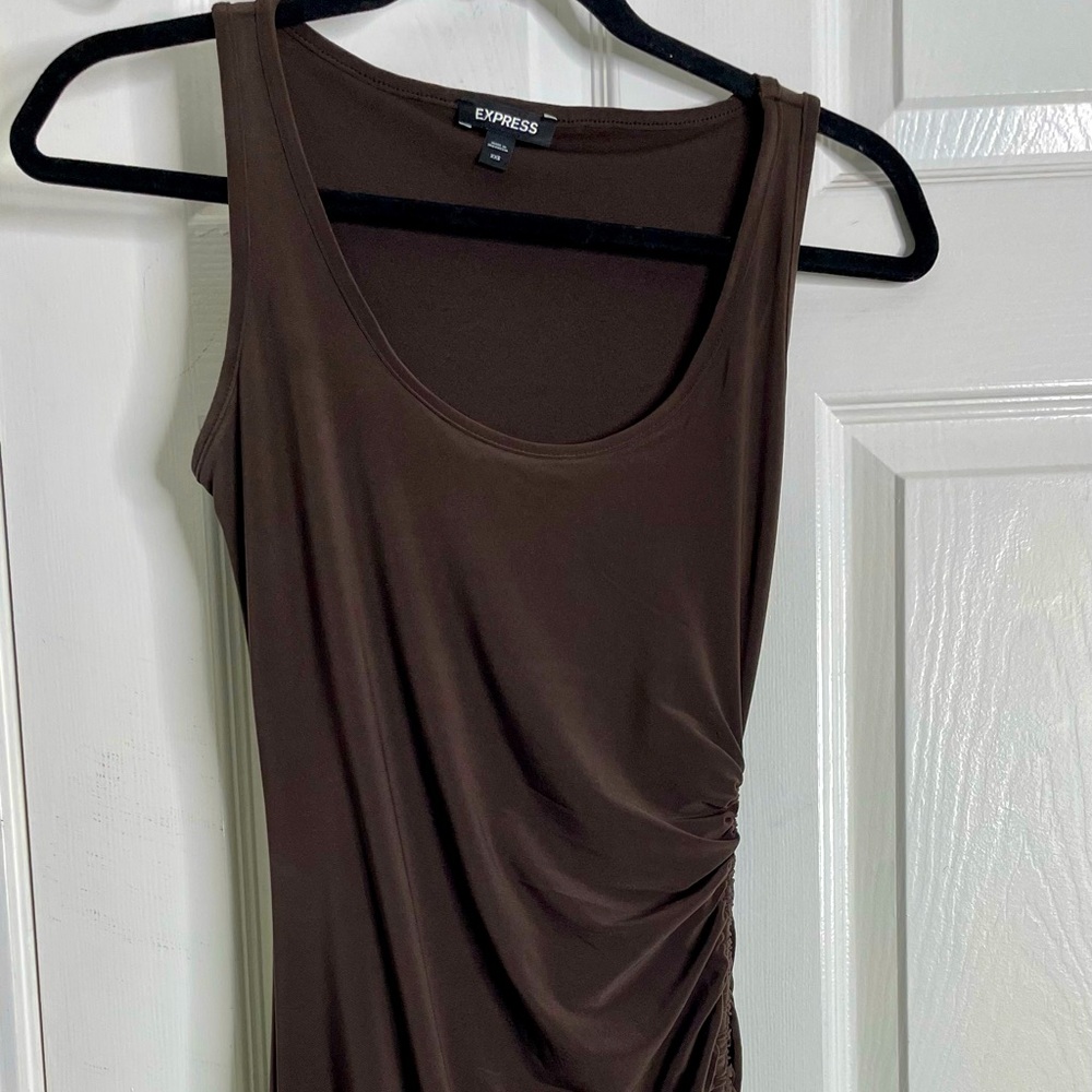 Knit fitted brown dress